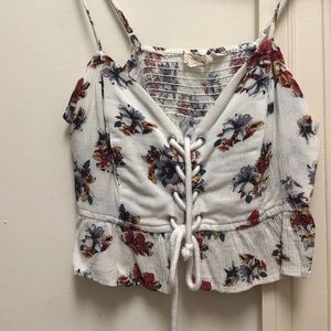 This is a cute crop top